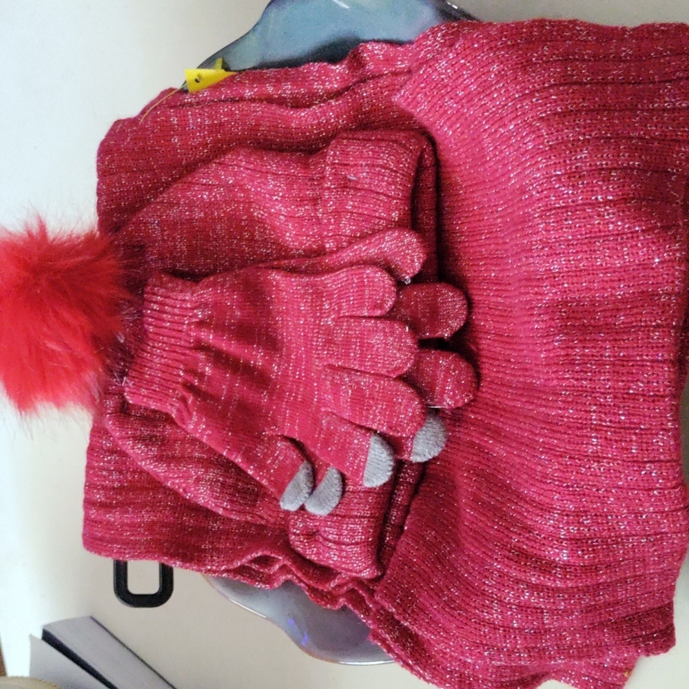 3 Pc hat, glove, and scarf set in sparkly red knit